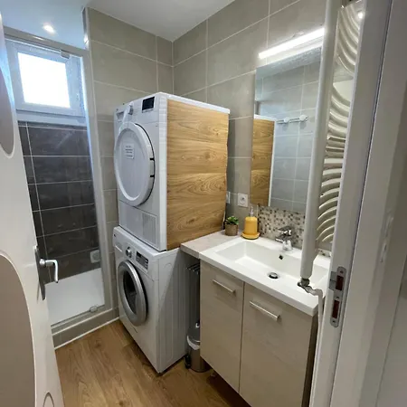 Avec Espaces Communs Equipes Parfait Pour Sejour Professionnel Ou Ambiance Conviviale Appartement