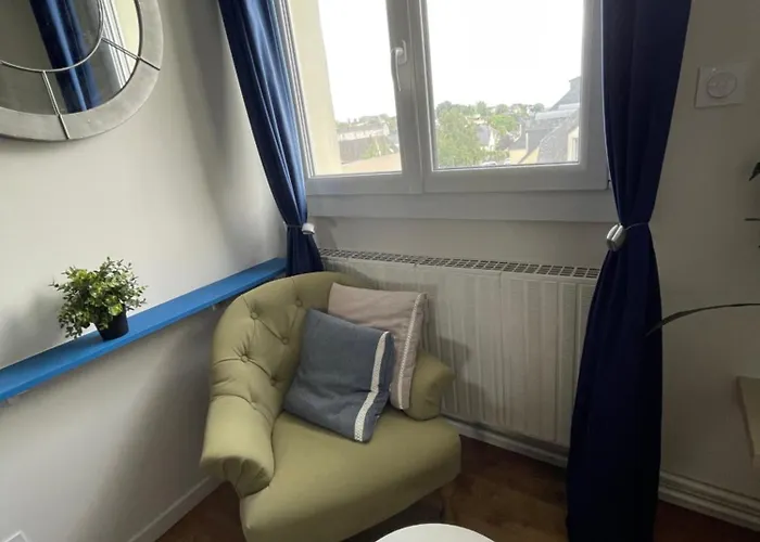 公寓 Avec Espaces Communs Equipes Parfait Pour Sejour Professionnel Ou Ambiance Conviviale 拉瓦勒