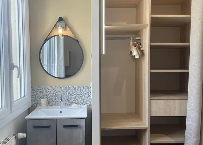 Avec Espaces Communs Equipes Parfait Pour Sejour Professionnel Ou Ambiance Conviviale